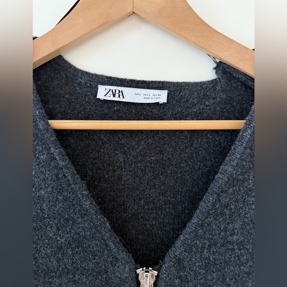 Zara 100% Wool Knit Zippered Cardigan Jacket, size large. - Picture 9 of 10